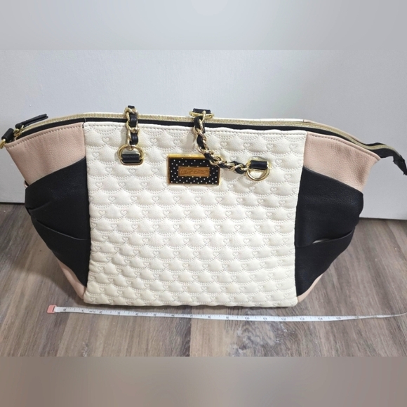 Betsey Johnson Quilted Colorblock Tote Bag - Gently Used - Picture 6 of 14